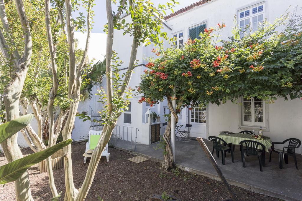 Family House Garden Villa Ponta Delgada  Phòng bức ảnh